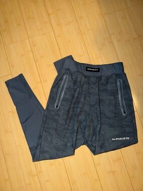 Alphalete Infinity Tech Camo Athletic Joggers - Slate Blue
